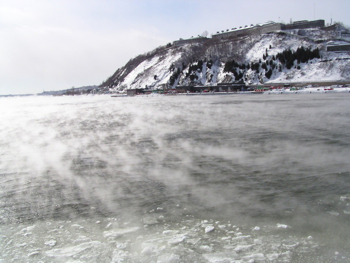 Ice and mist on the St. Lawrence