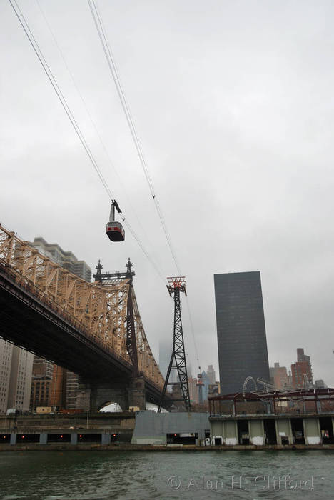 Queensboro Bridge and Roosevelt Island Tramway