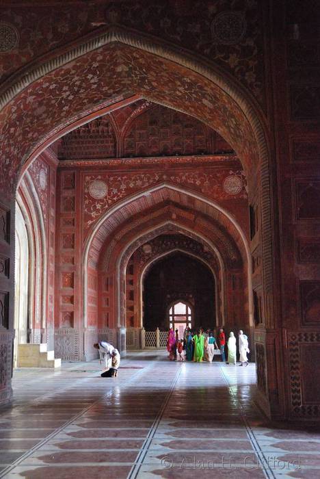 Taj Mahal Mosque