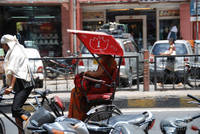 A rickshaw on Johari Bazaar