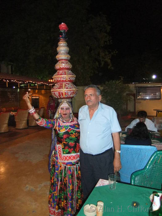 Our driver and dancer, Jaipur