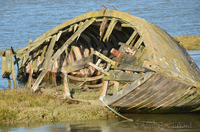 Boat wreck