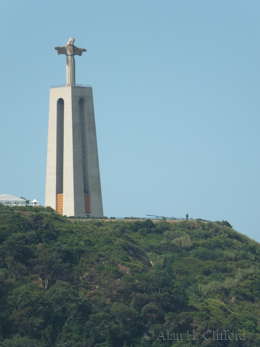 Christ the King statue